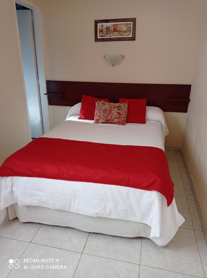 Calafate Viejo Hostel Эль-Калафате Экстерьер фото